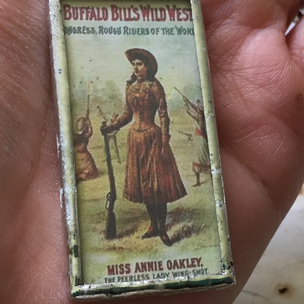 Annie Oakley Soldered Glass Pendant Western - Picture 3 of 4